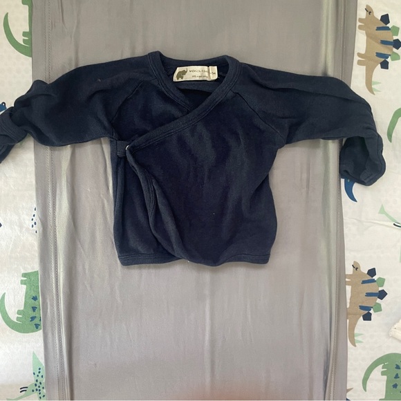 Bundle of 4 sweaters, size 0-6 months - Picture 4 of 6